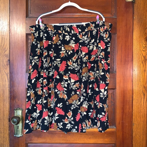 Kathryn Deene Floral Skirt Sz 22/24 - Picture 3 of 6